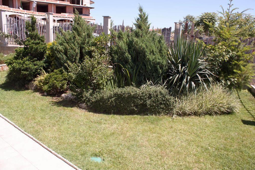 Gardenia Vacation Settlement Aparthotel Sozopol Exterior photo
